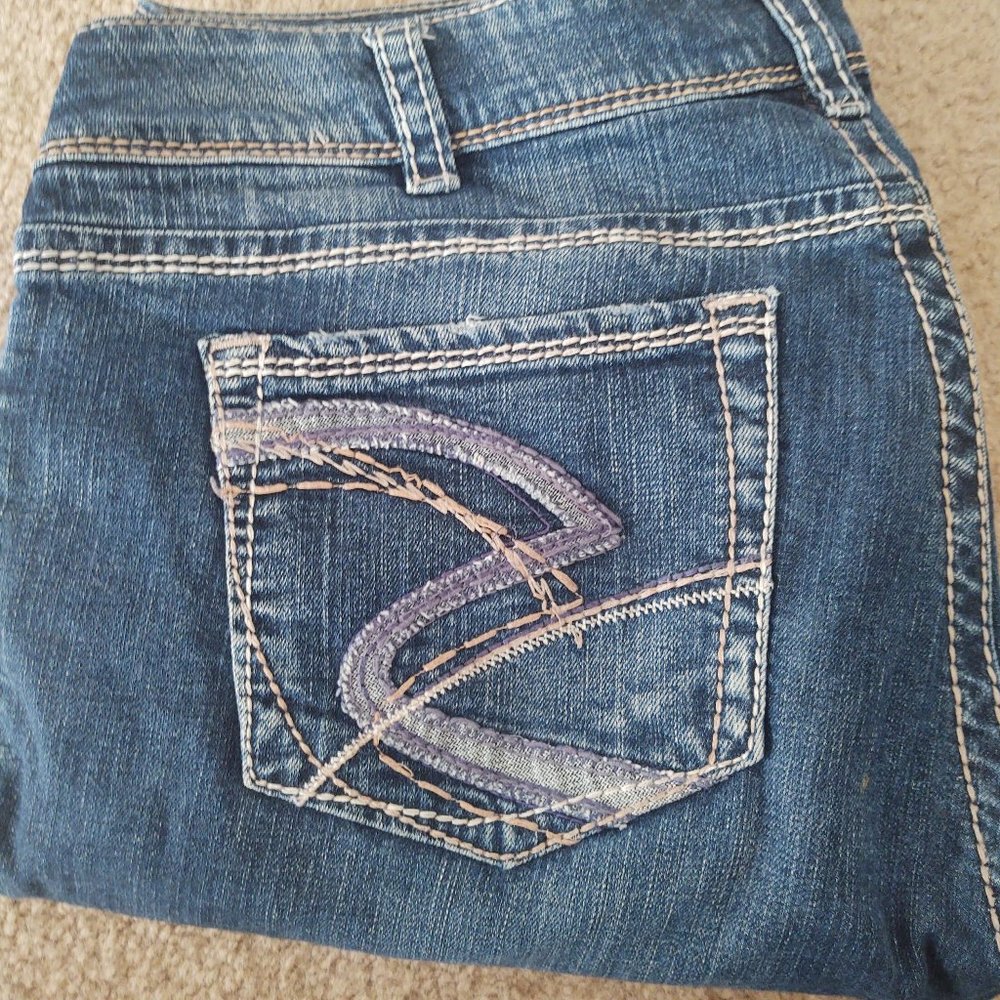 Silver Jeans Suki Curvy Fit Mid-Rise Bootcut Size 18/L32